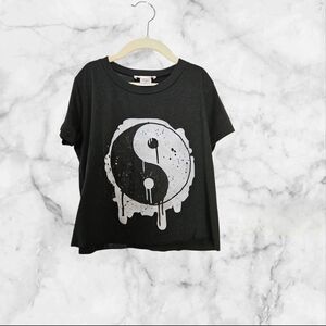Tweenstyle Black and White Short Sleeve Tee with Graphic Design